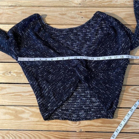NEW Abound Cross Back Knit Sweater Size Small Women’s Black - Picture 6 of 7